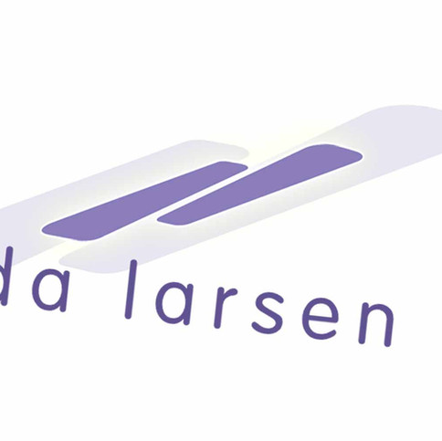 Linda Larsen Logo