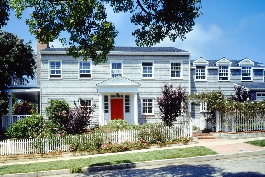 Pacific Palisades, California – American Traditional