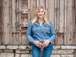 Sarah McCulloch 2026 Promo Pic