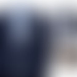 What to Wear for Headshots: Wardrobe Tips for Men and Women