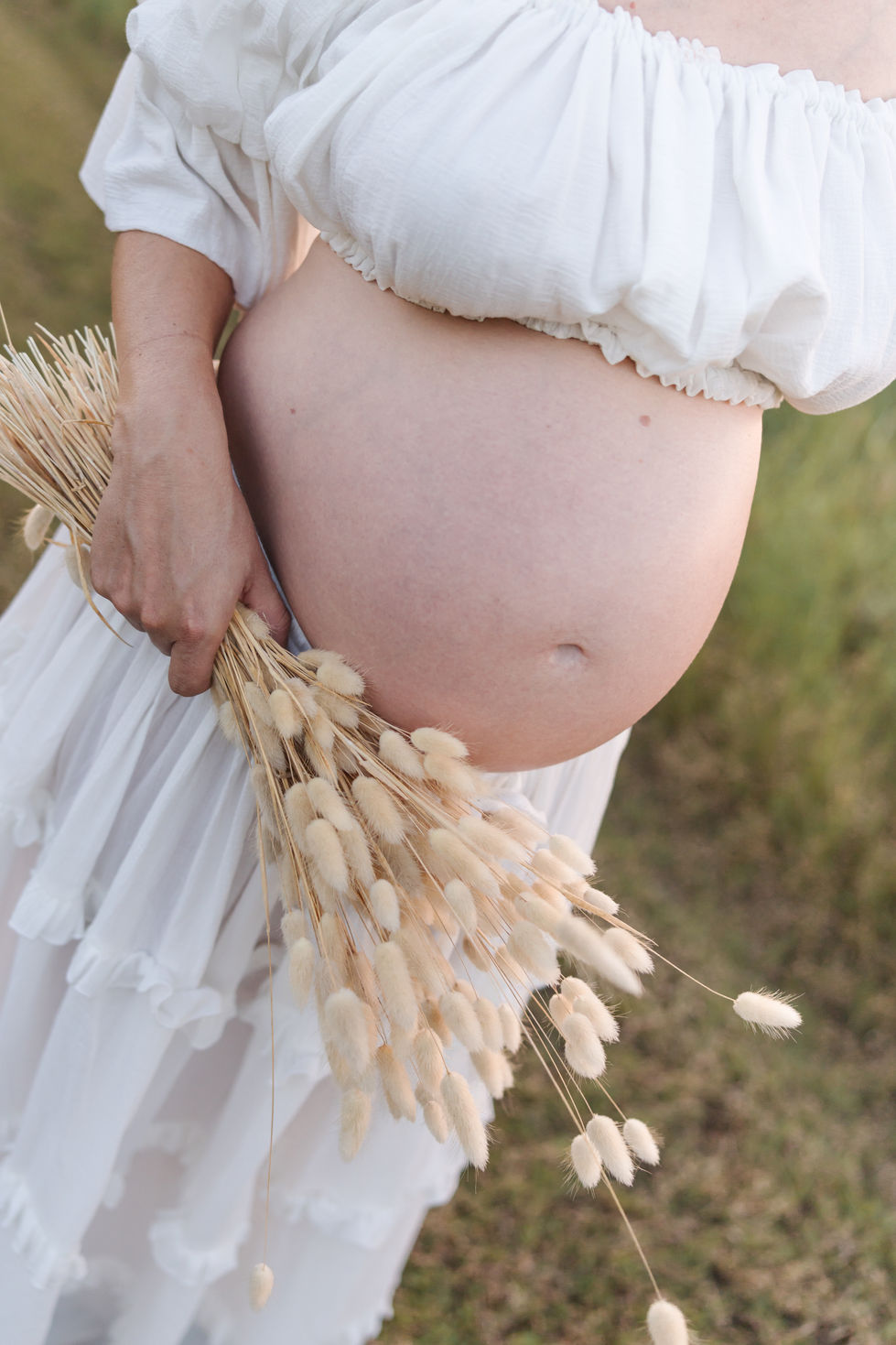 Country Styled Townsville Maternity Photography Session