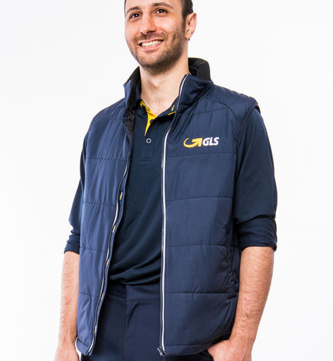 GLS_Sleeveless vest_edited.jpg