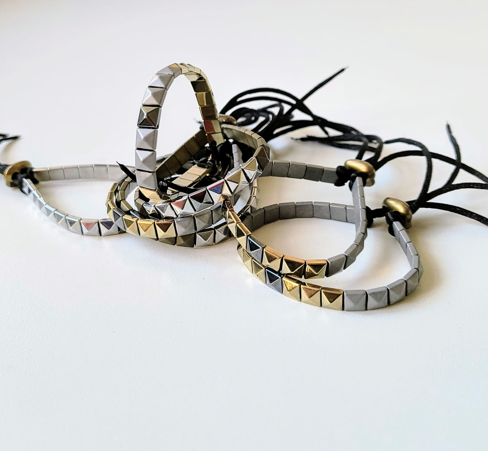 Pulseira Spikes Cores