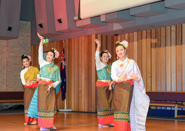 Buddharangsee Thai Community Language School Dance Group