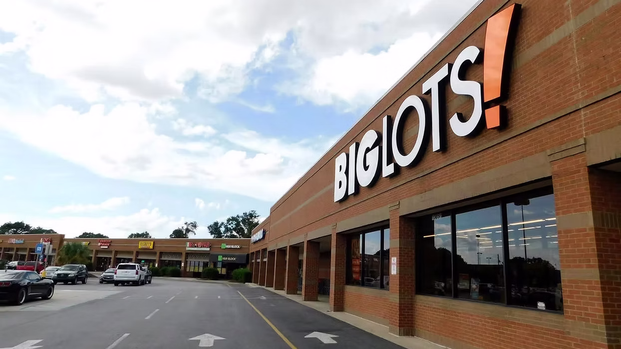 Savannah Crossing Big Lots storefront with brick retail center, parking area, tenant signage, and shopping center access