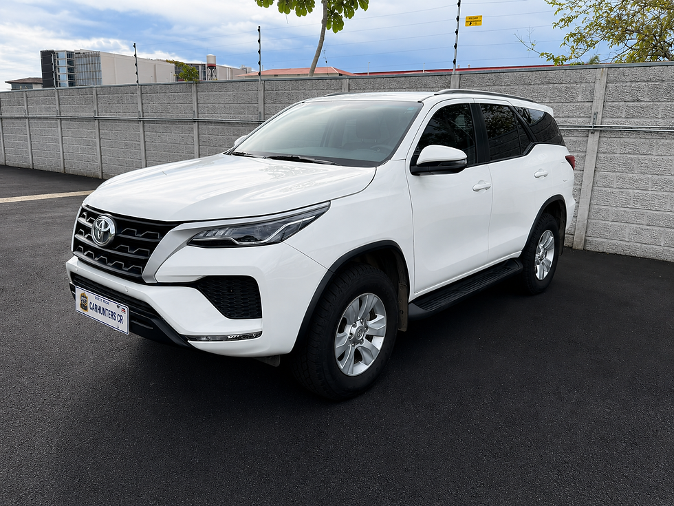 Thumbnail: 2023 Toyota Fortuner exterior angle view - CarhuntersCR Costa Rica