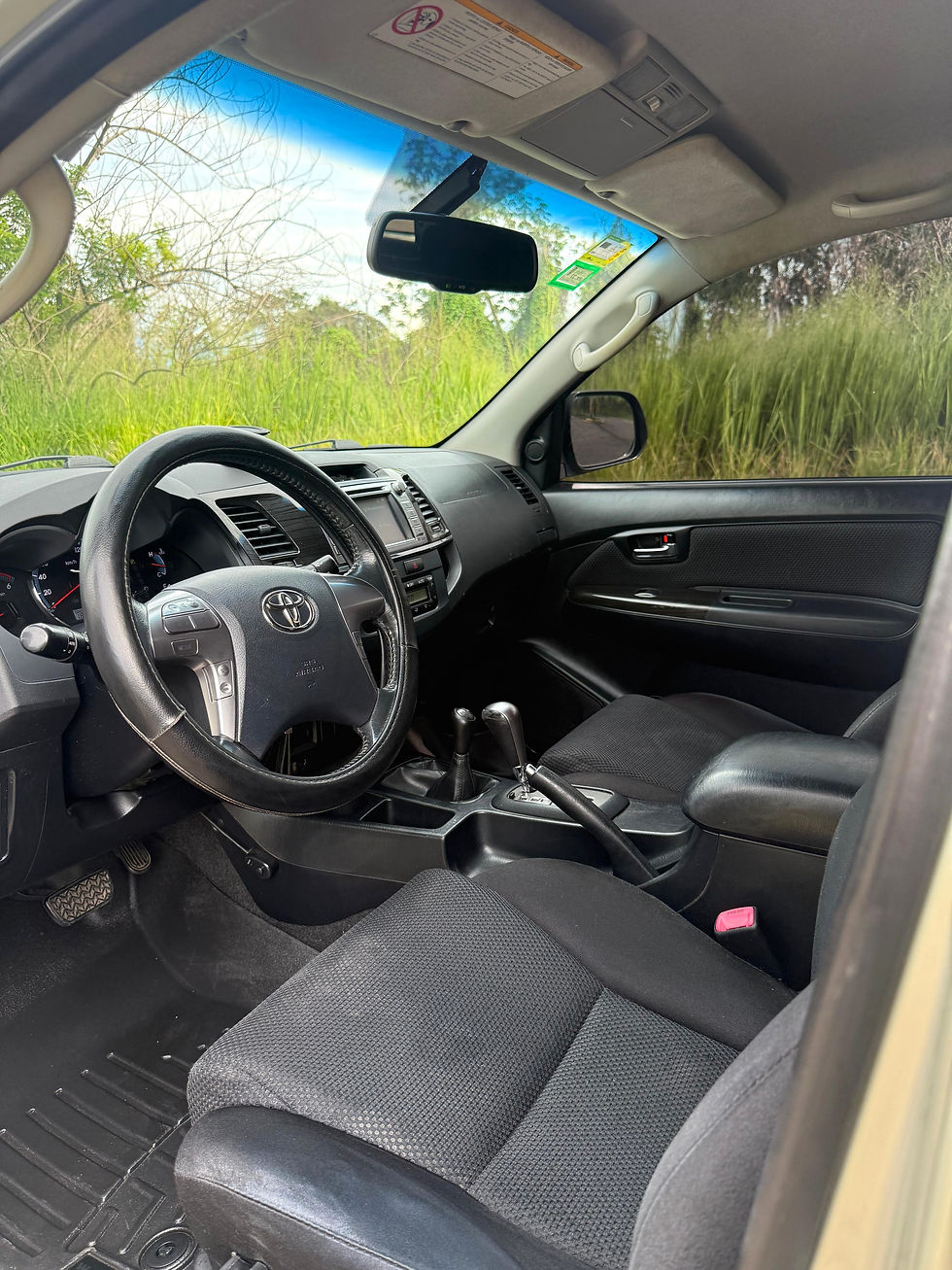 Thumbnail: 2015 Toyota Fortuner SRV 4x4 Automatic Silver