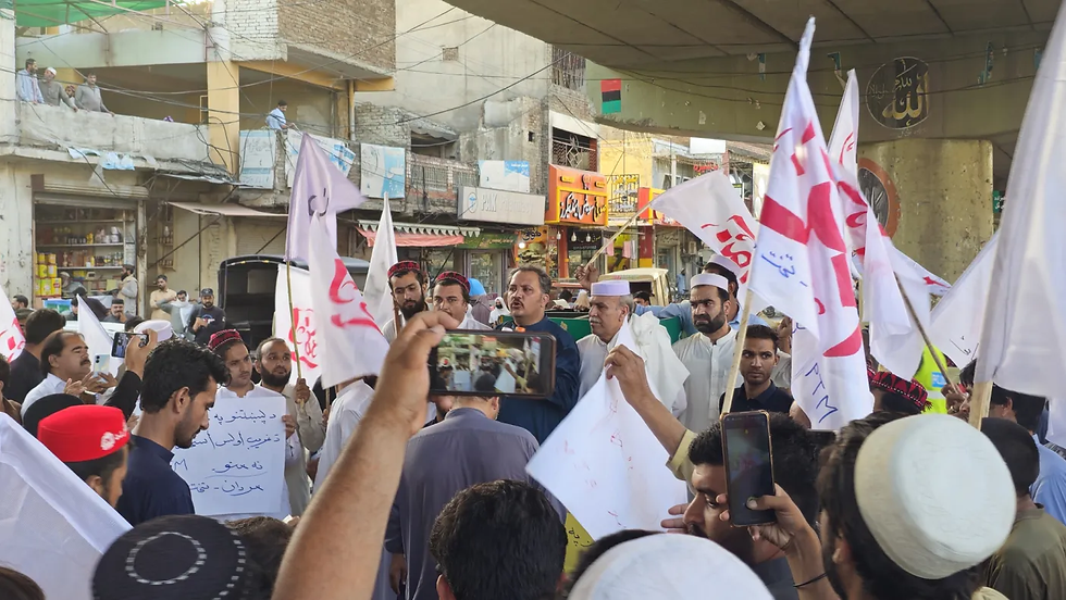Pashtun Tahafuz Movement (PTM) holds a protest following death of Gilaman Wazir / Photo: Osama Ahmad