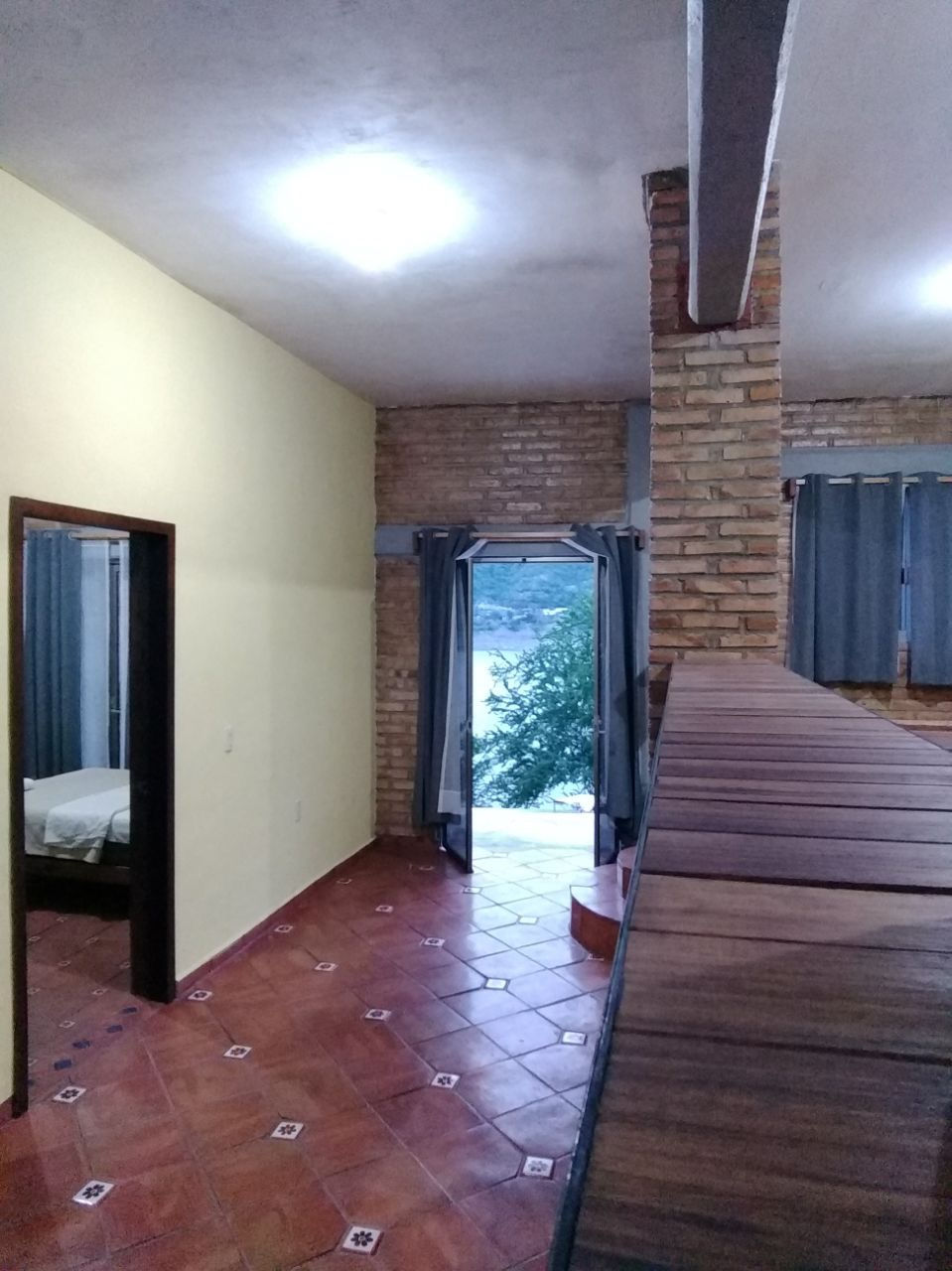 Lake Aguamilpa Coras Lodge