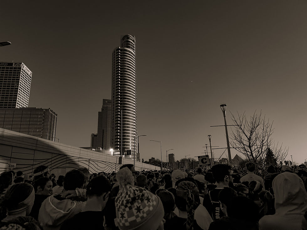 The Starting Line of the 2026 Milwaukee Marathon