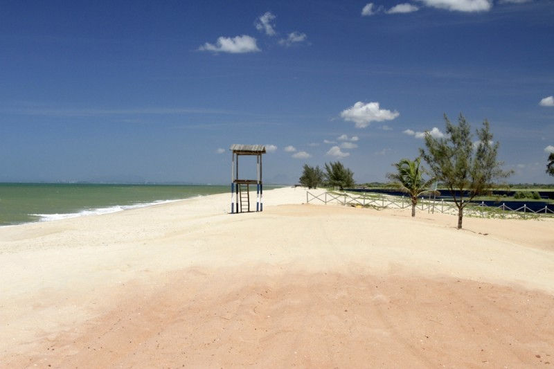 PRAIA DE CARAPEBUS