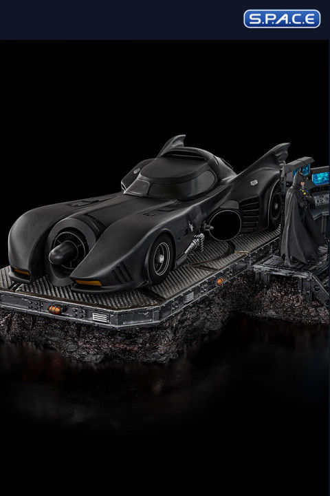 1/10 Scale Batmobile Deluxe Art Scale Statue
