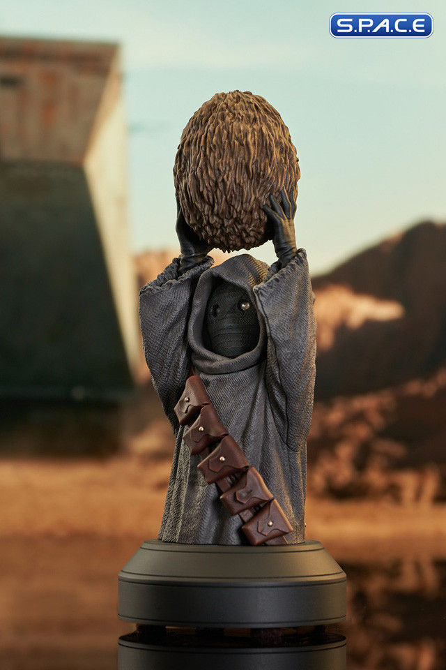 Miniaturbild: Offworld Jawa with Mudhorn Egg Bust (The Mandalorian)