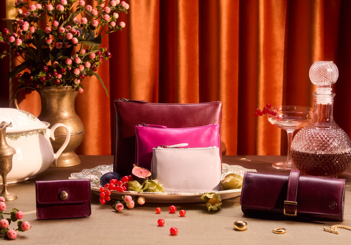 Maxwell Scott festive Christmas photoshoot, set design and prop styling, by London-based creative agency Carolina Mizrahi Studio