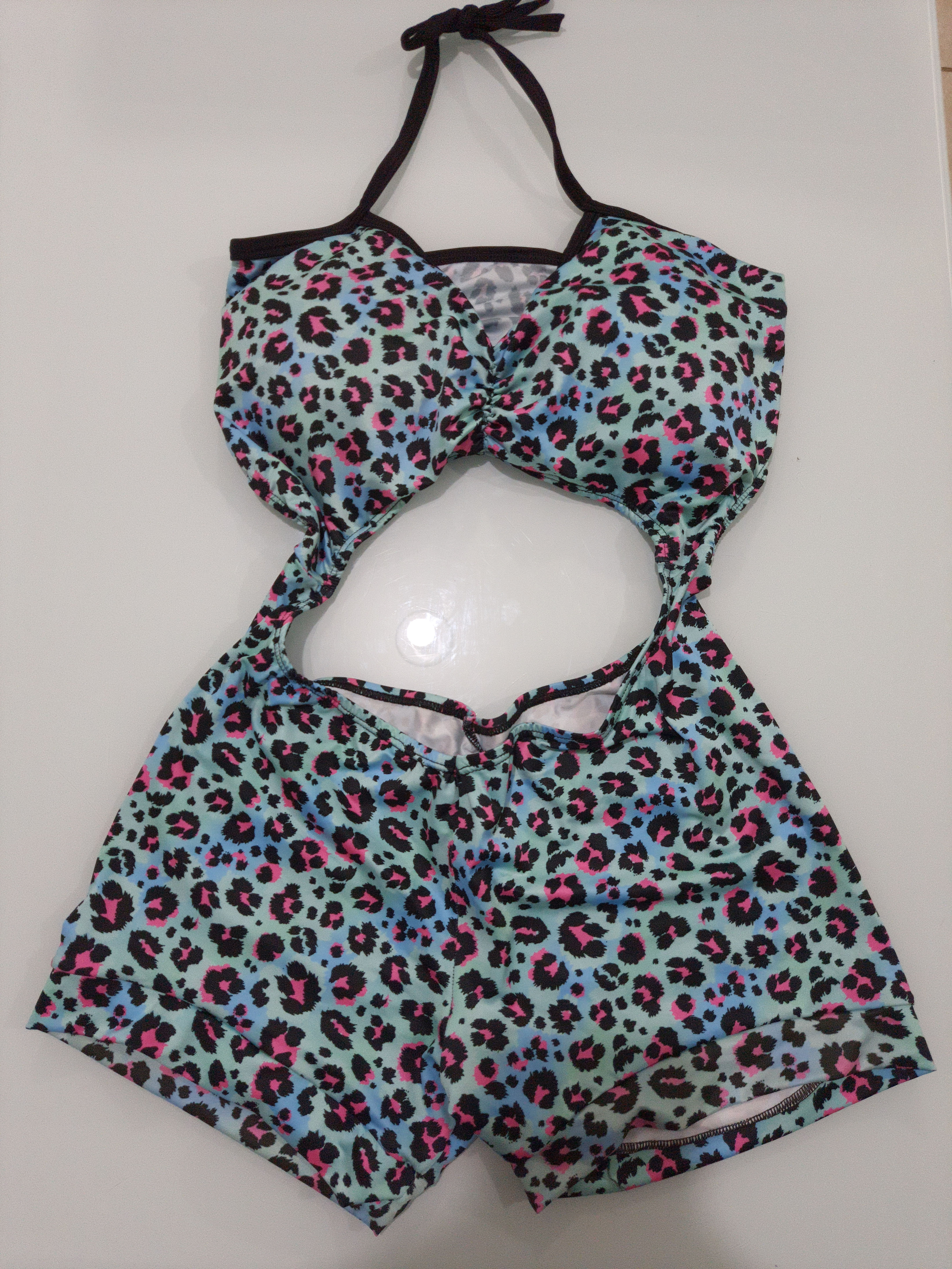 Macaquinho Oncinha Rosa com Azul Piriguete com Bojo