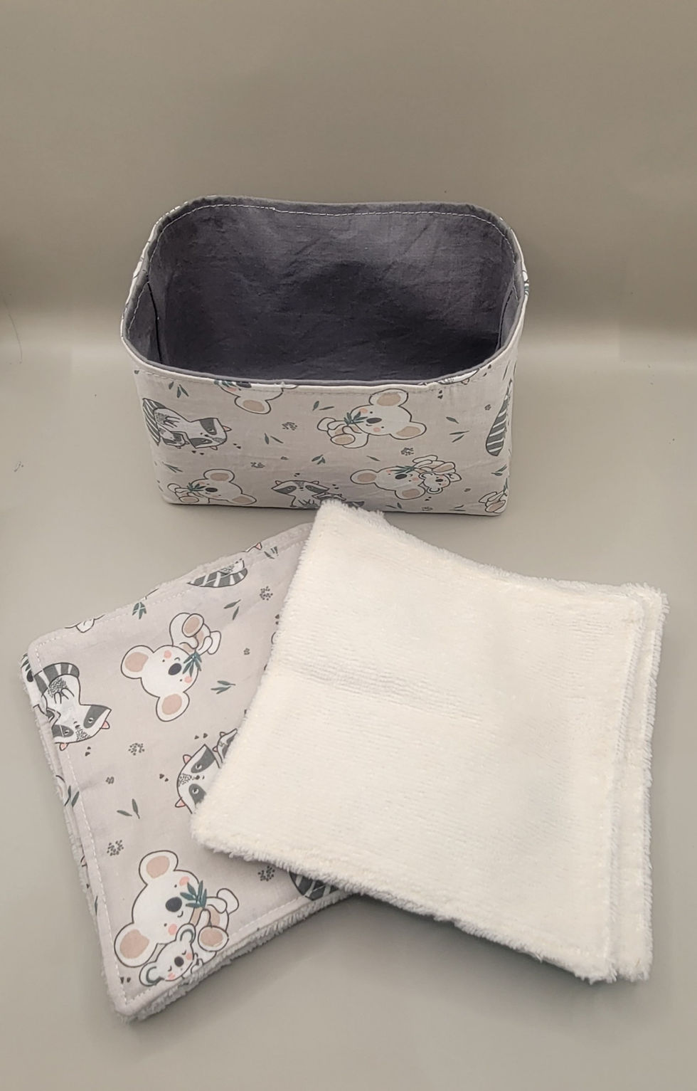 Miniature : Lot cotons bébé et sa panière