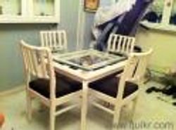 Beds-manufacturers-and-all-kind-of-bedroom-furniture-makers-340100144-1386173398_sm