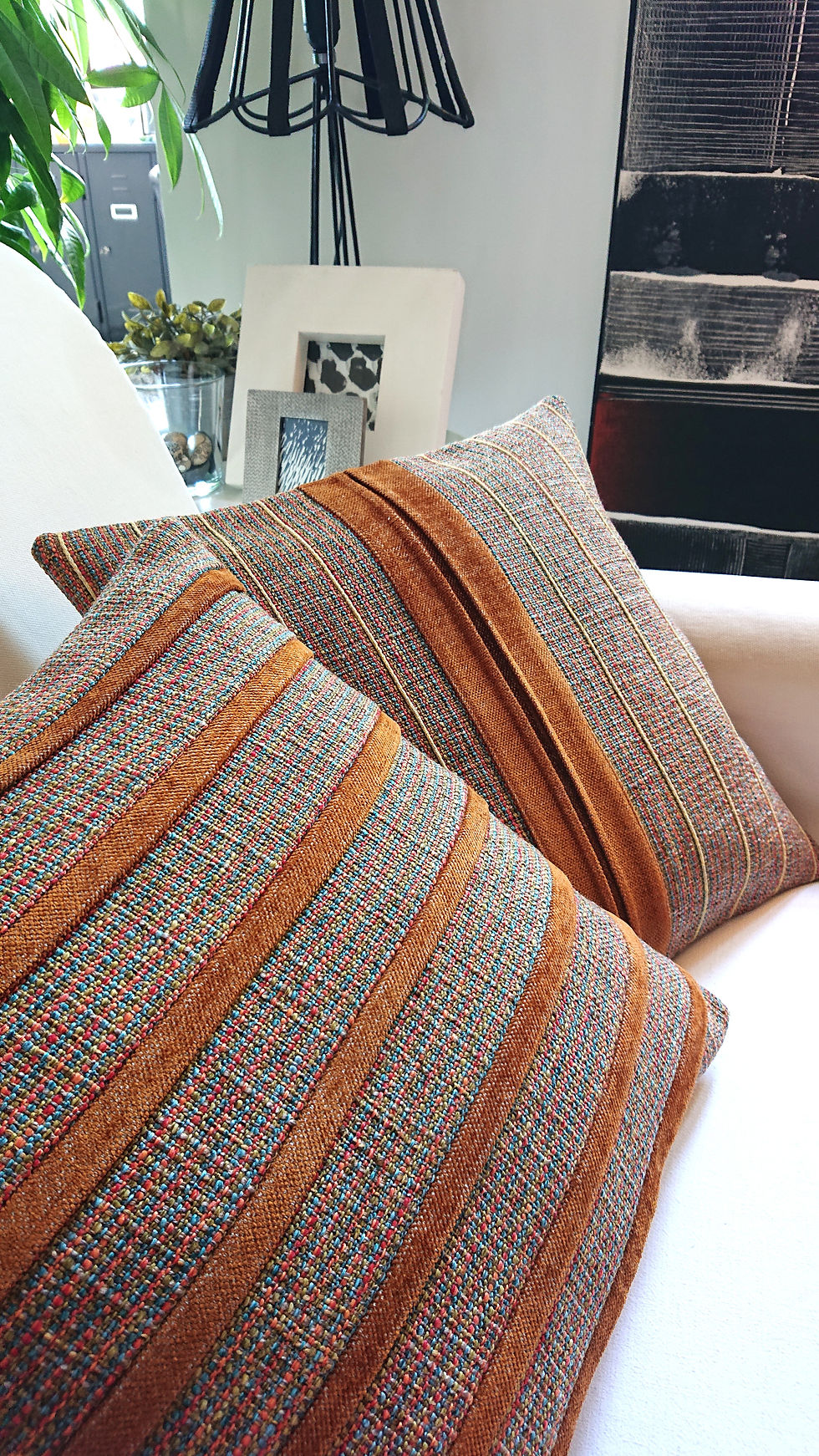 CAPRIKA Housse de Coussin ARTY avec plis surpiqués. Dimensions 44 cm x 44 cm.