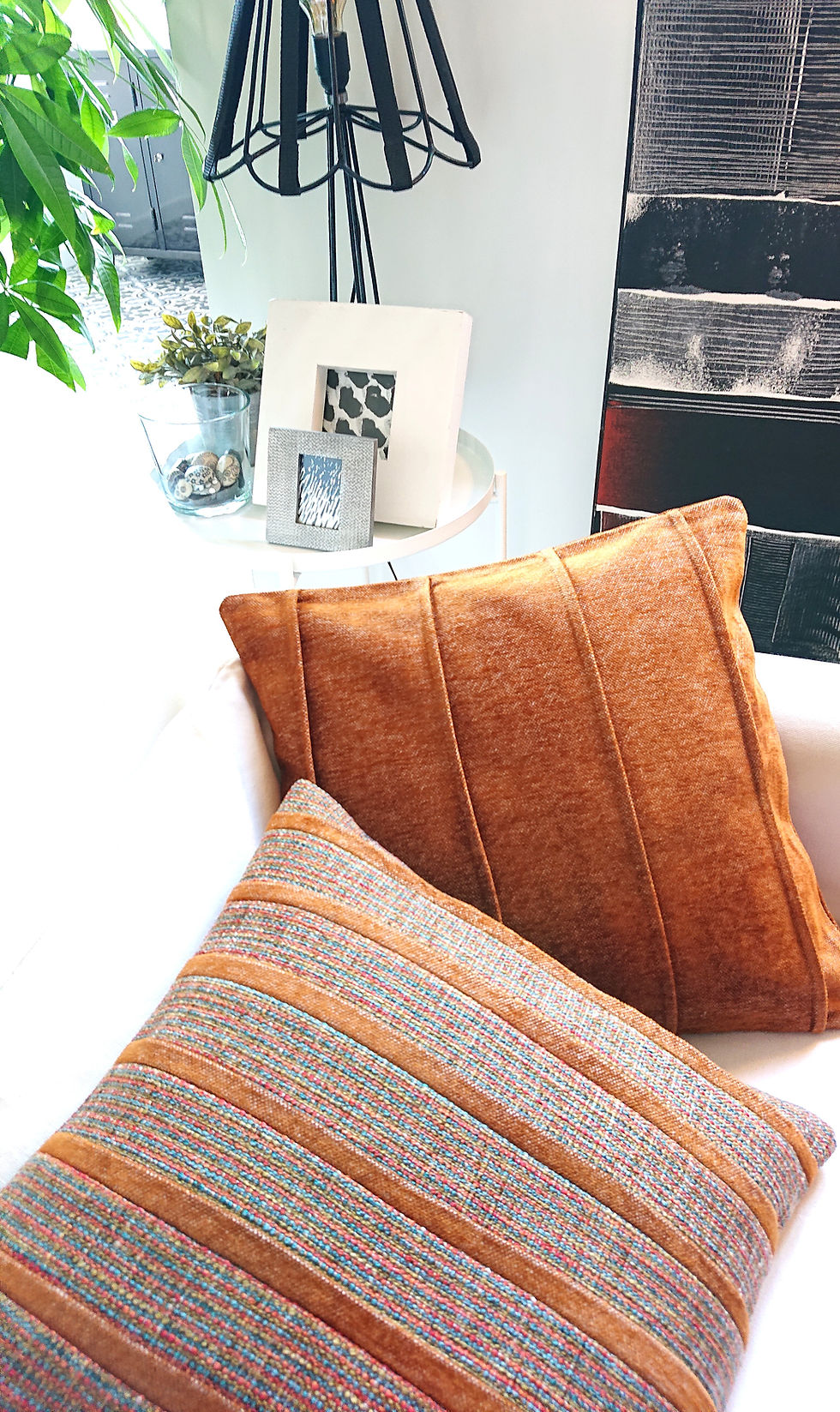 CORTENO Housse de Coussin ARTY en velours rouille. Dimensions 44 cm x 44 cm.