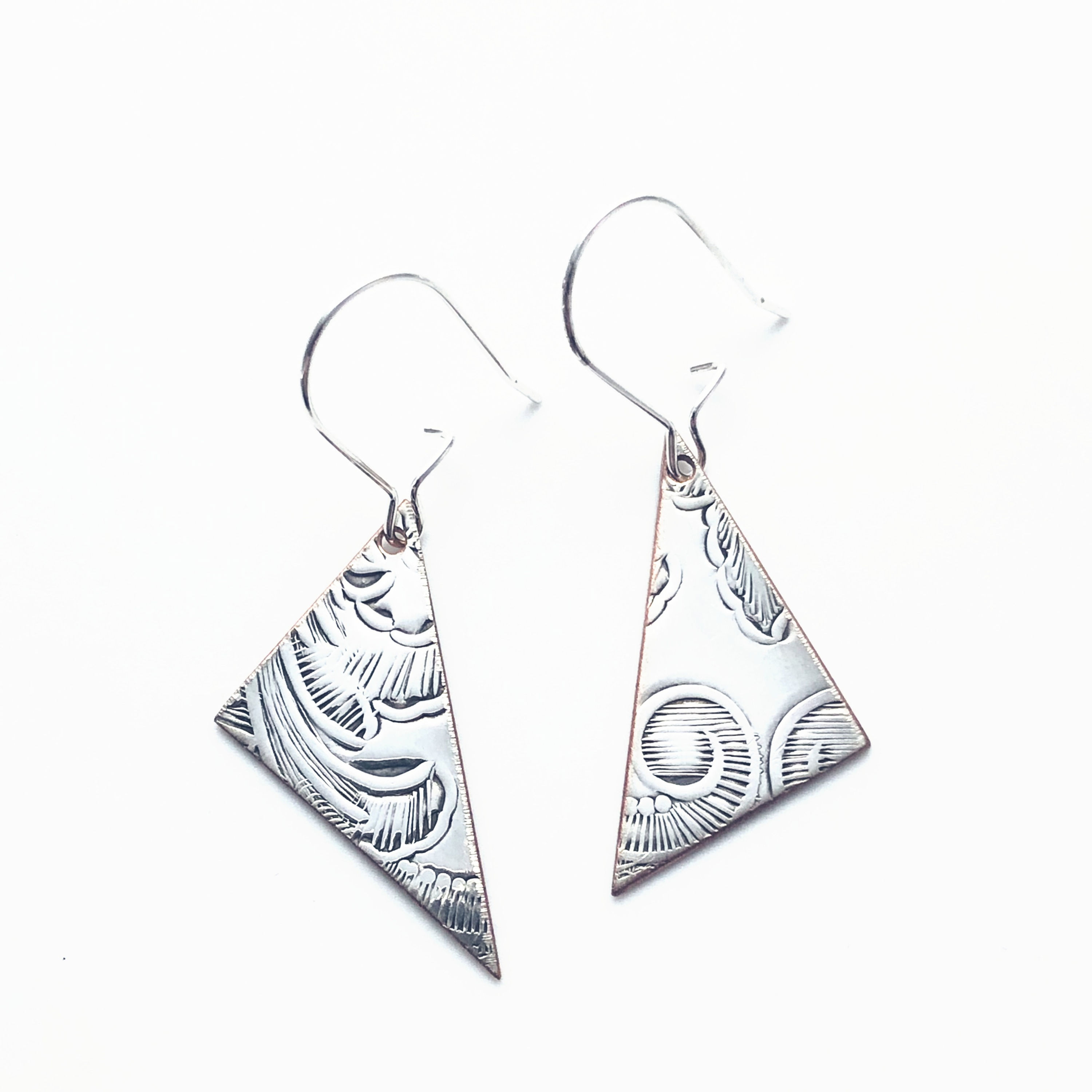 Tray Chic Earrings Linear