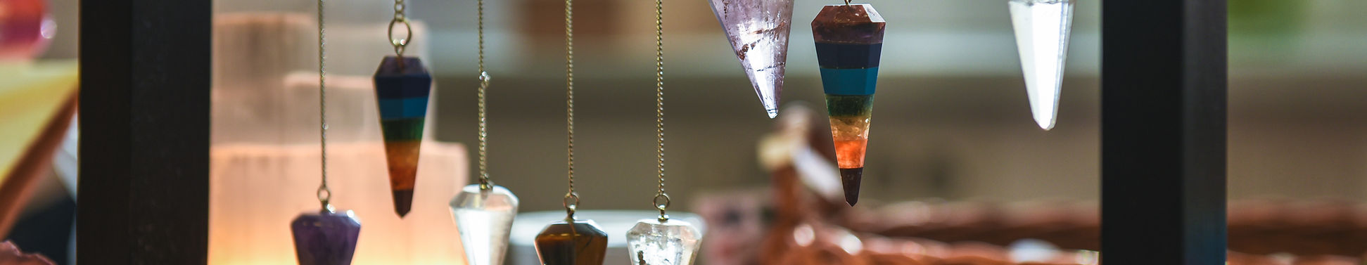 Pendules en cristal suspendus