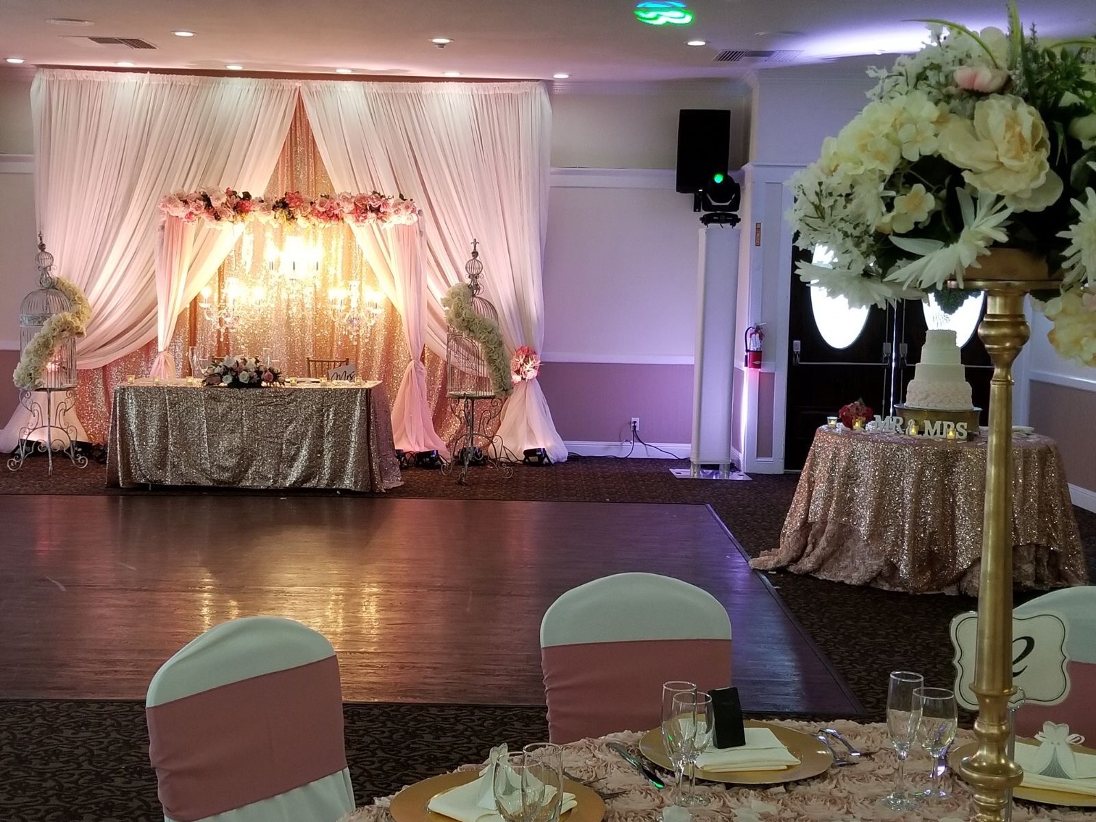 R&R Event Rentals - Decor & Design