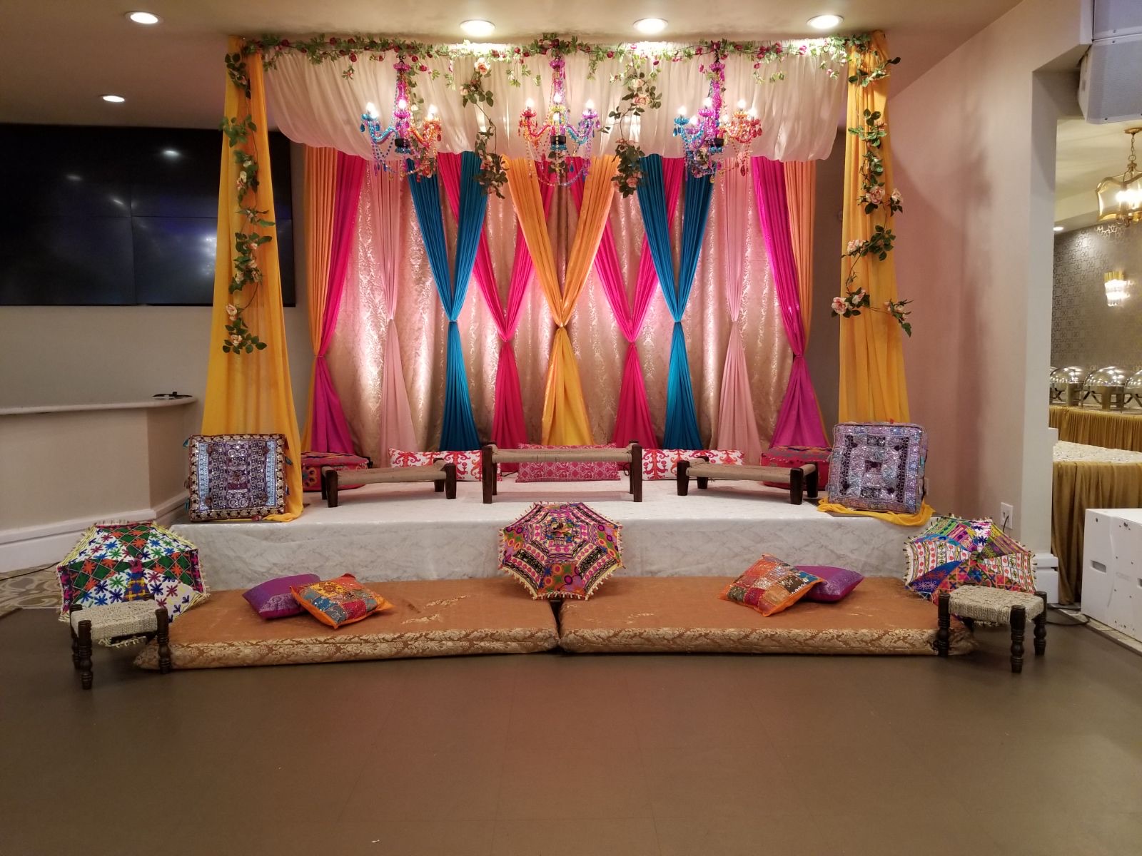 R&R Event Rentals - Decor & Design