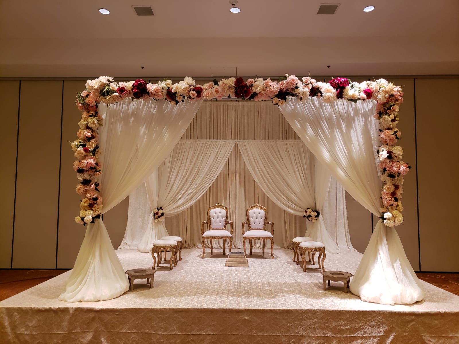 R&R Event Rentals - Decor & Design