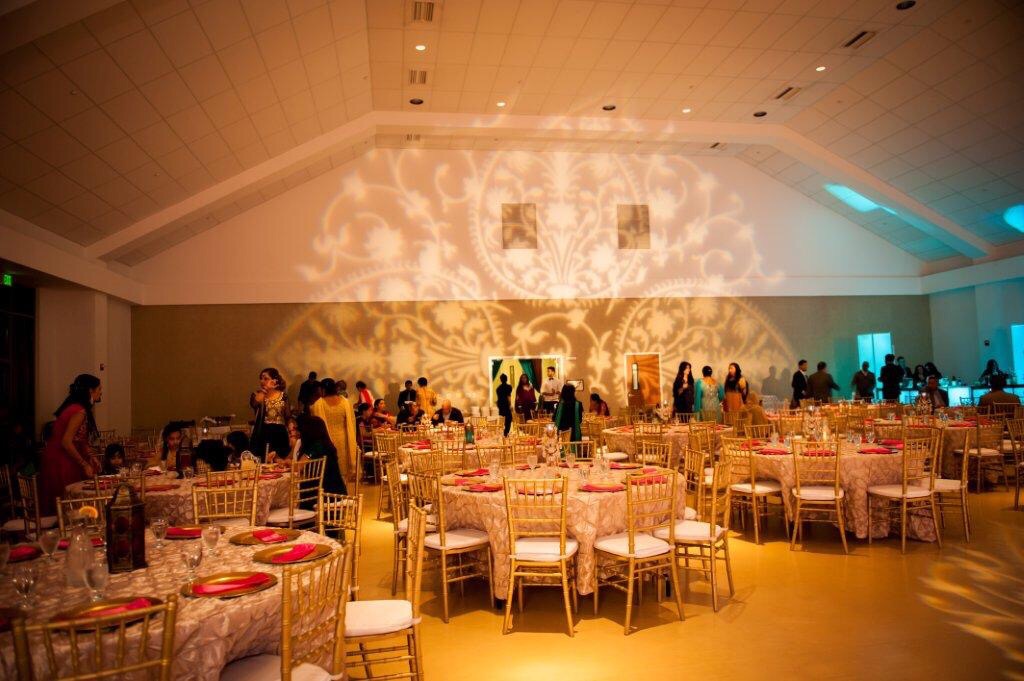 Centerpieces, Linens & Table Decor | R&R Event Rentals