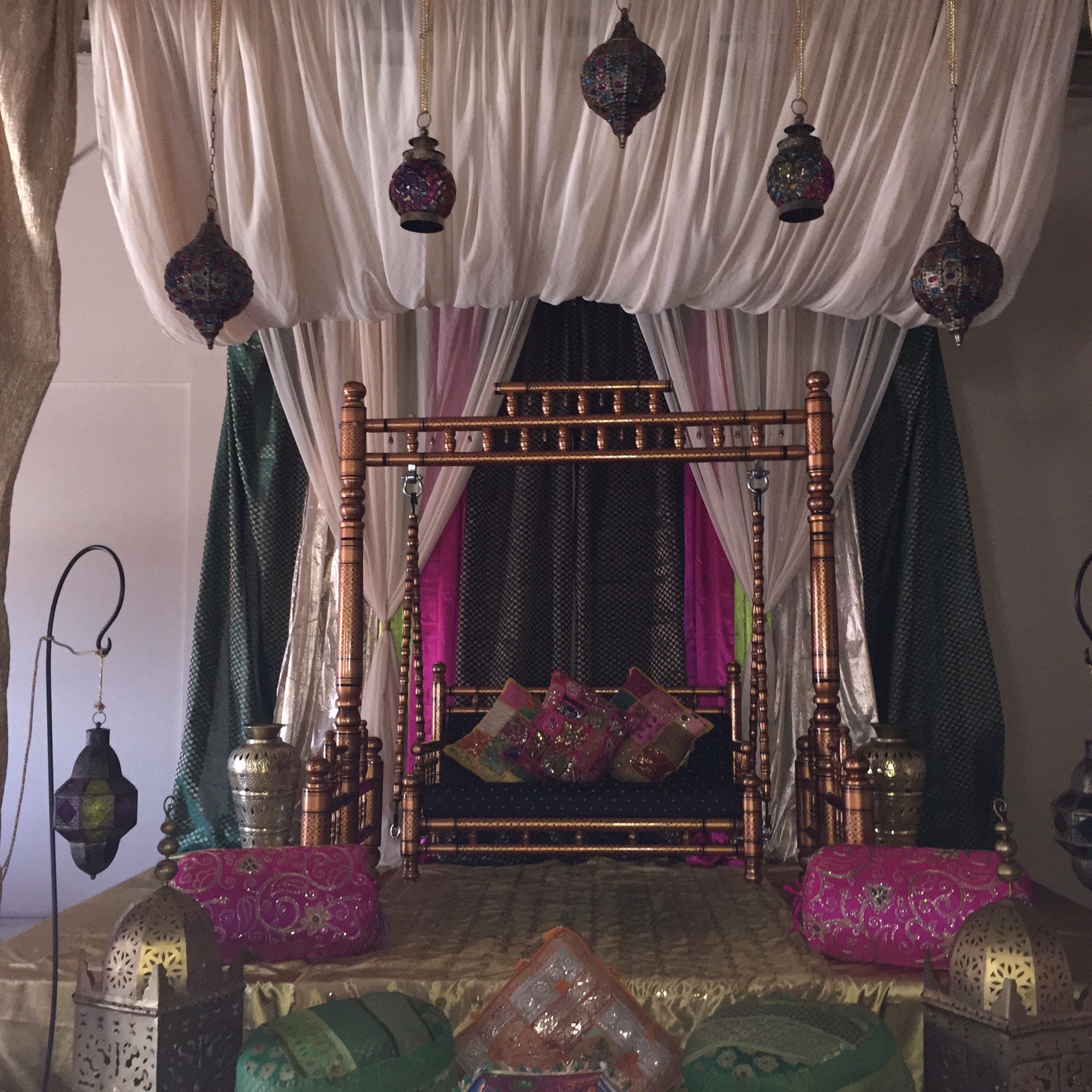 R&R Event Rentals - Decor & Design