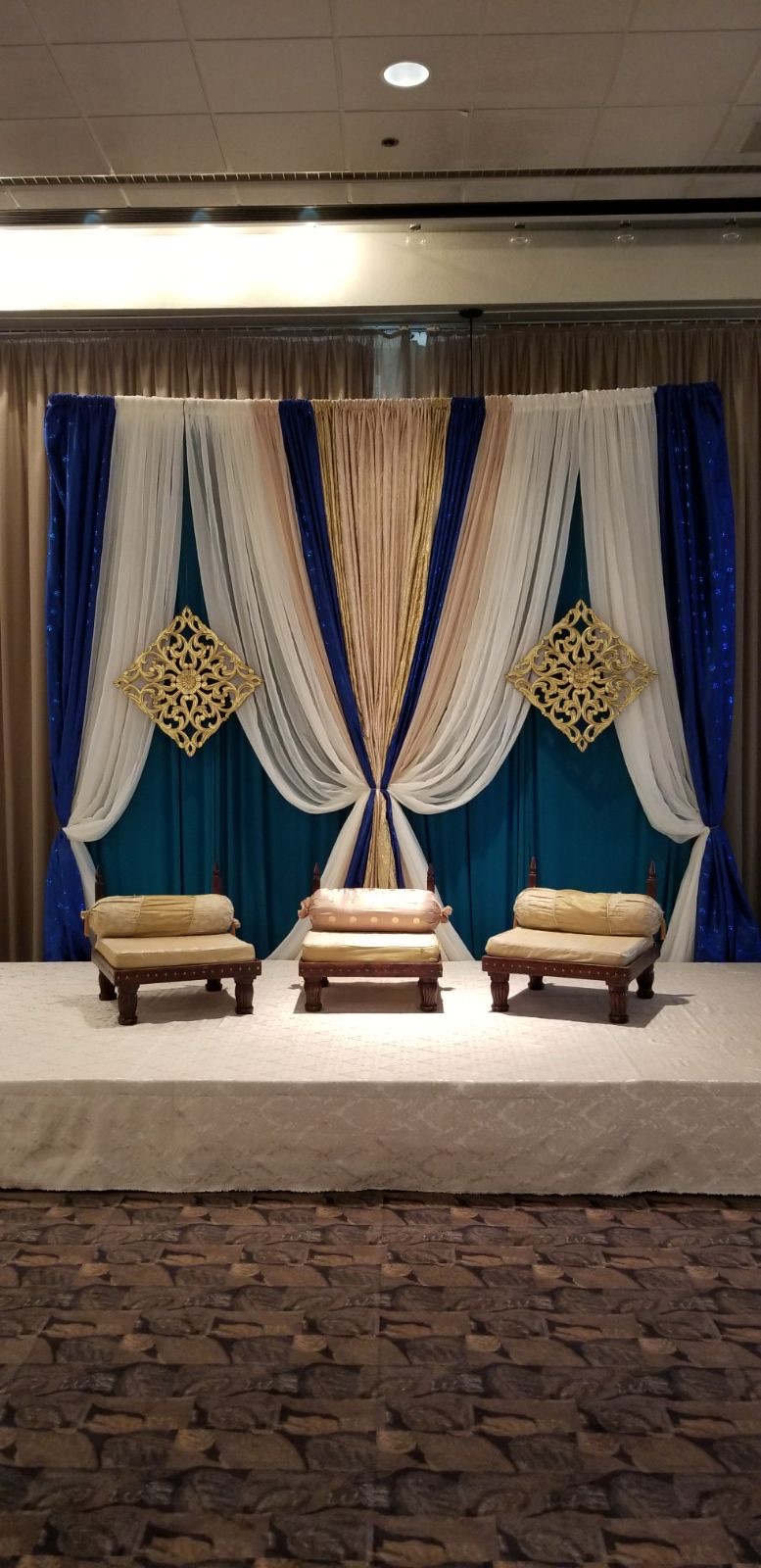 R&R Event Rentals - Decor & Design