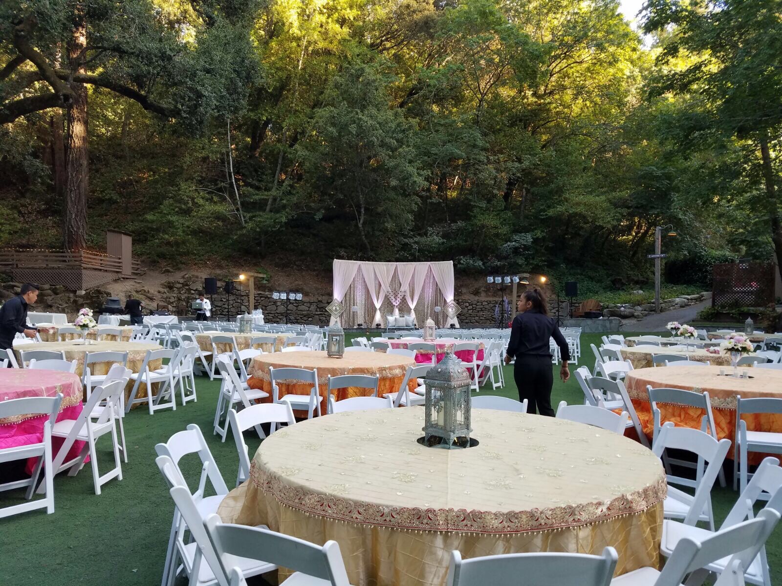 R&R Event Rentals - Decor & Design
