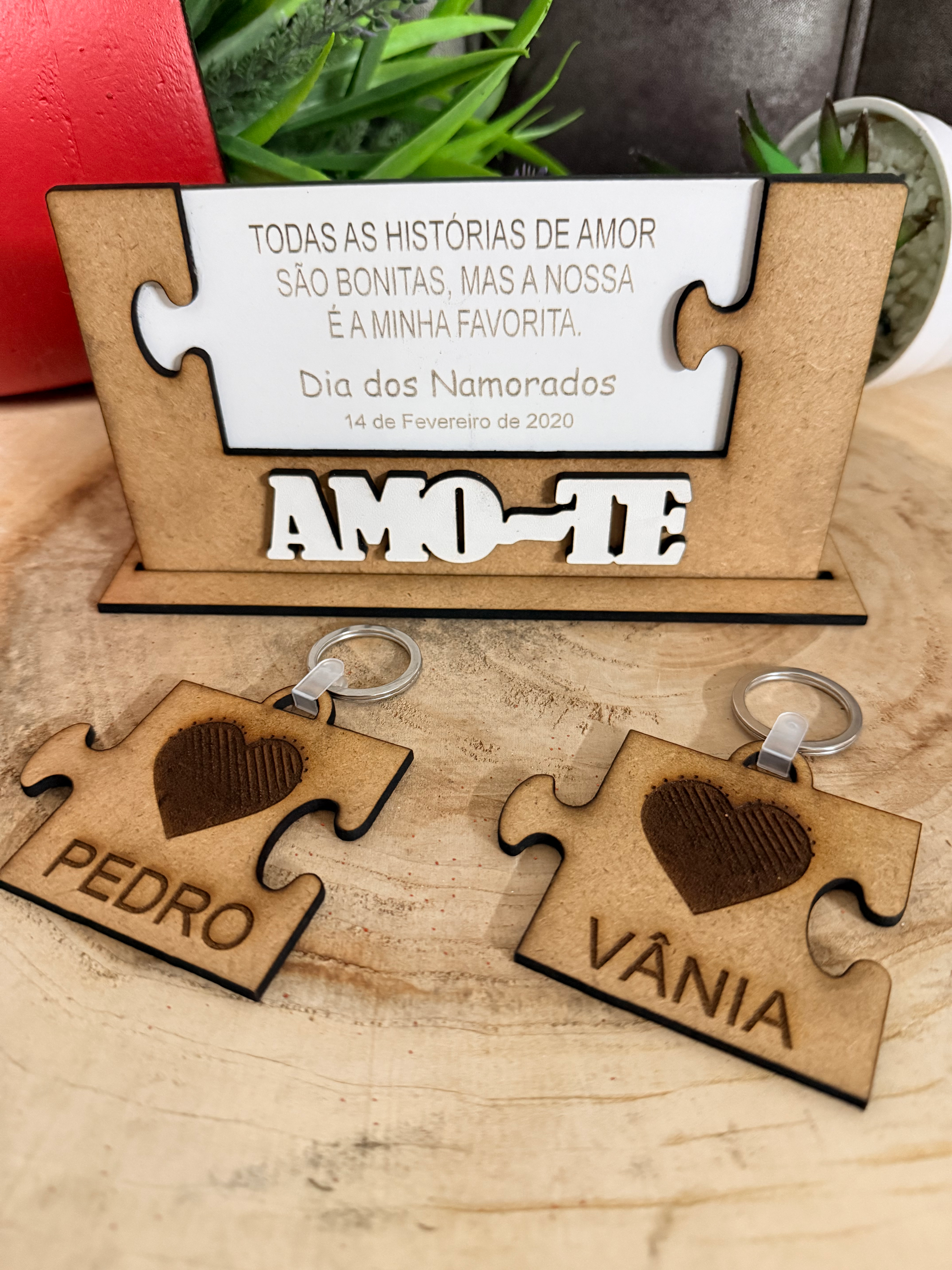 Placa personalizada com 2 porta-chaves