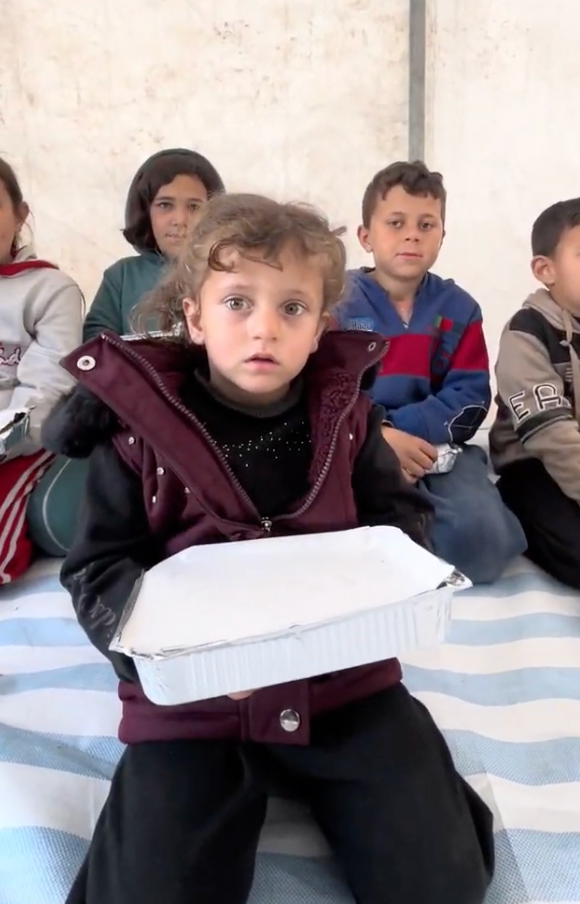 In Gaza, Families Break Their Fast With Food and a Moment of Relief