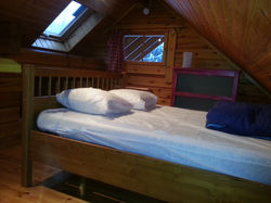 chambre lit double chalet
