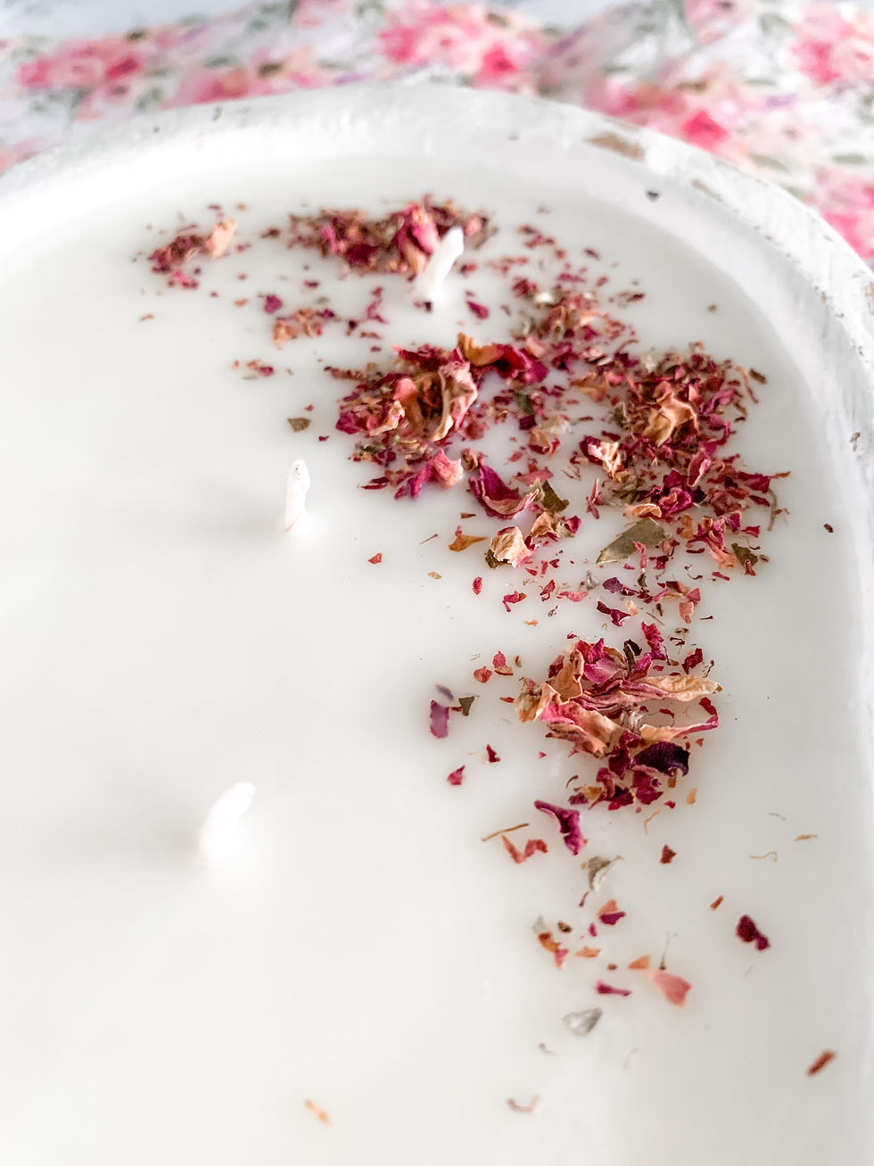 Thumbnail: White Wood Bowl Candle with Cotton Wicks