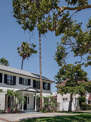 MEGHAN MARKLE'S FORMER LA HOME ON THE MARKET FOR $1.8M