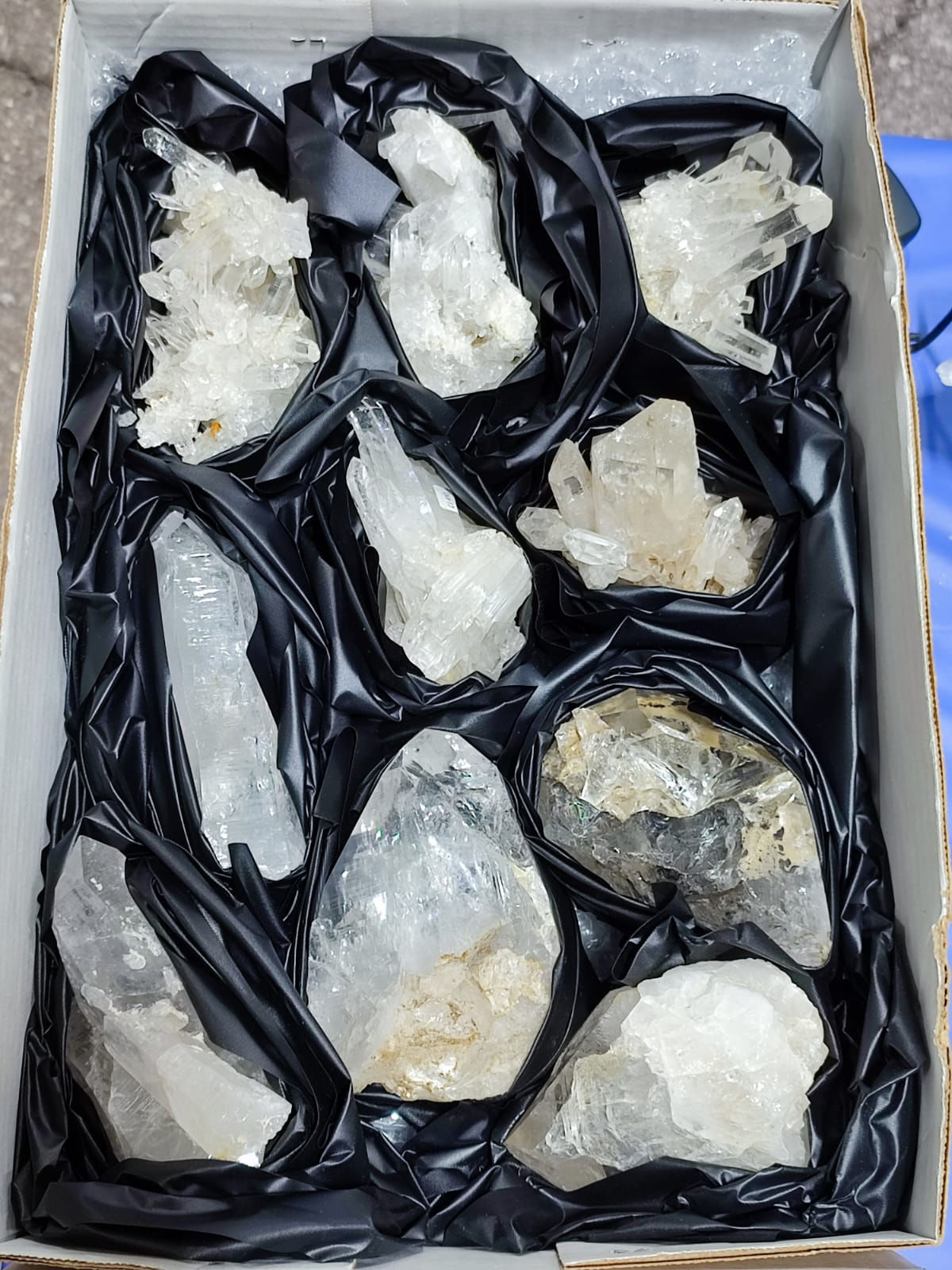 Quartz crystal Set 119c - 4750 grams - 10 pieces