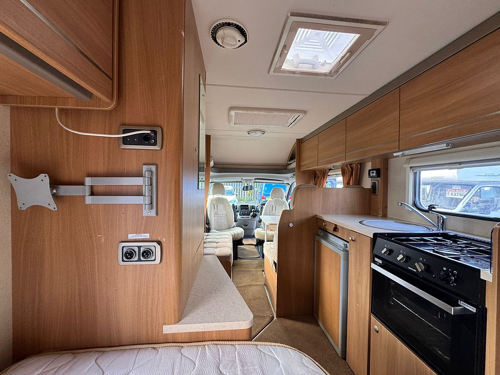 Thumbnail: Swift Escape 664 Fixed Bed (SOLD)