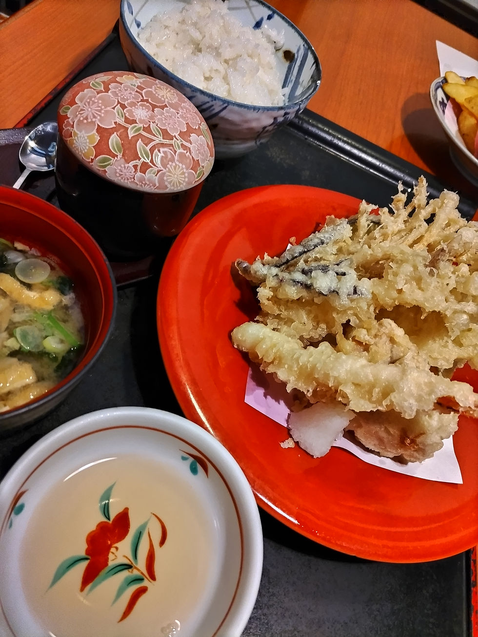 奥には、フライドポテトが。