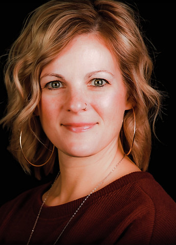 work headshot 2_edited_edited_edited_edi