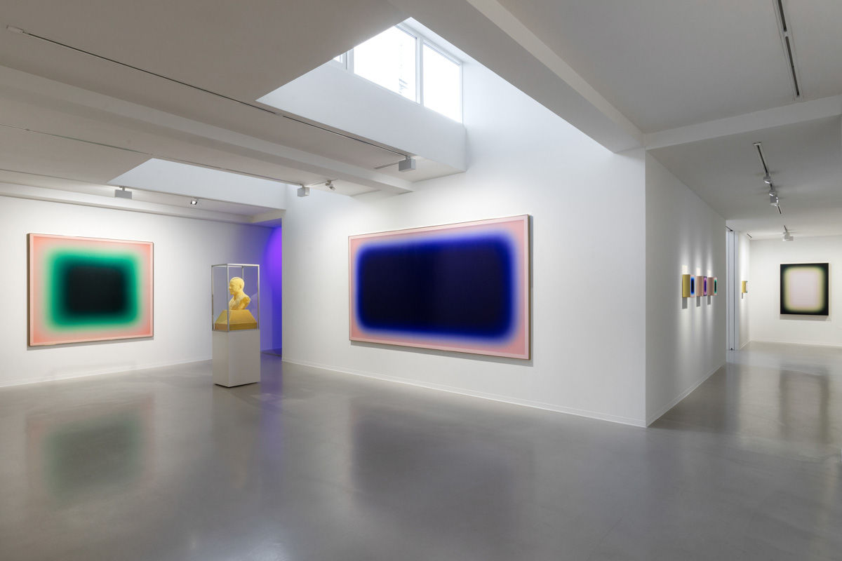Installation-view-Jonny-Niesche-Tomas-Libertiny-Galerie-Ron-Mandos-2024-Photo-by-Michele-M