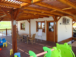 Kids Club Terace