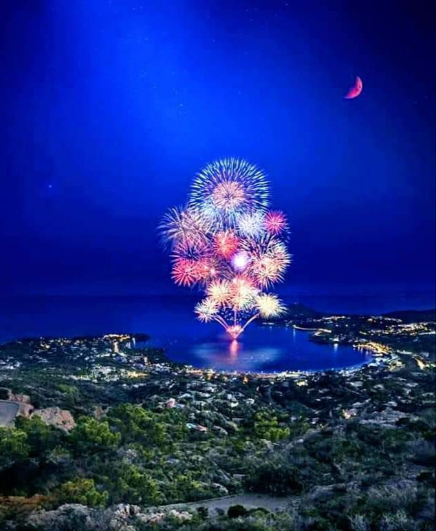 FEU ARTIFICE BAIE AGAY