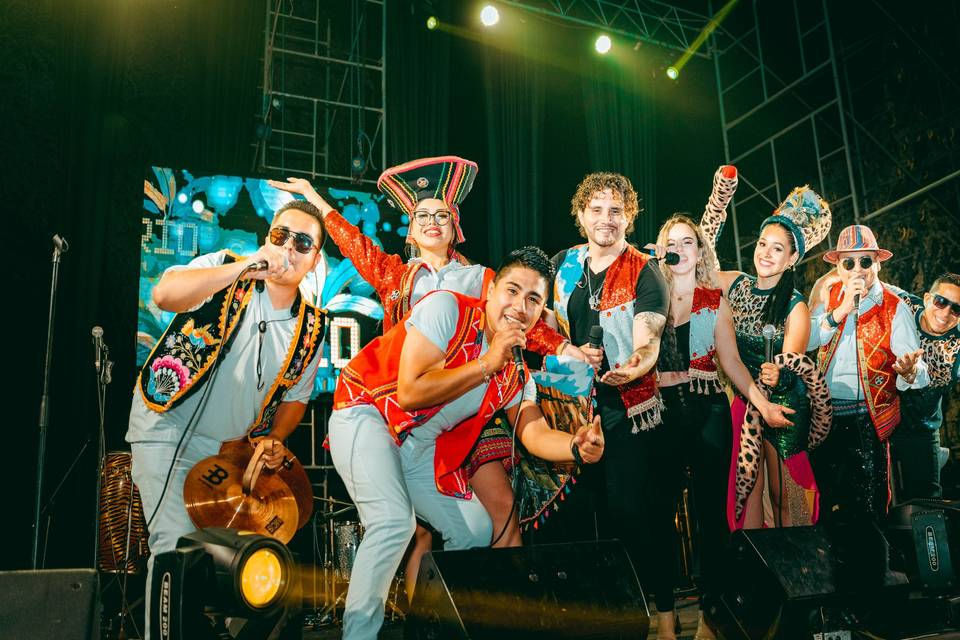 MIX HORA LOCA ORQUESTA RIO BAND.mid