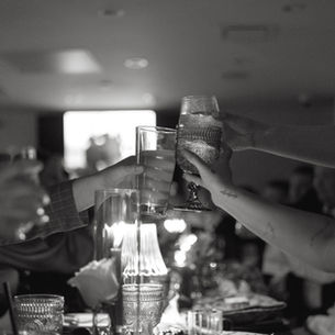 Save money without sacrificing style! Discover budget-friendly wedding decor tips using Lloydminster wedding and event rentals from Oak and Ivory Events.