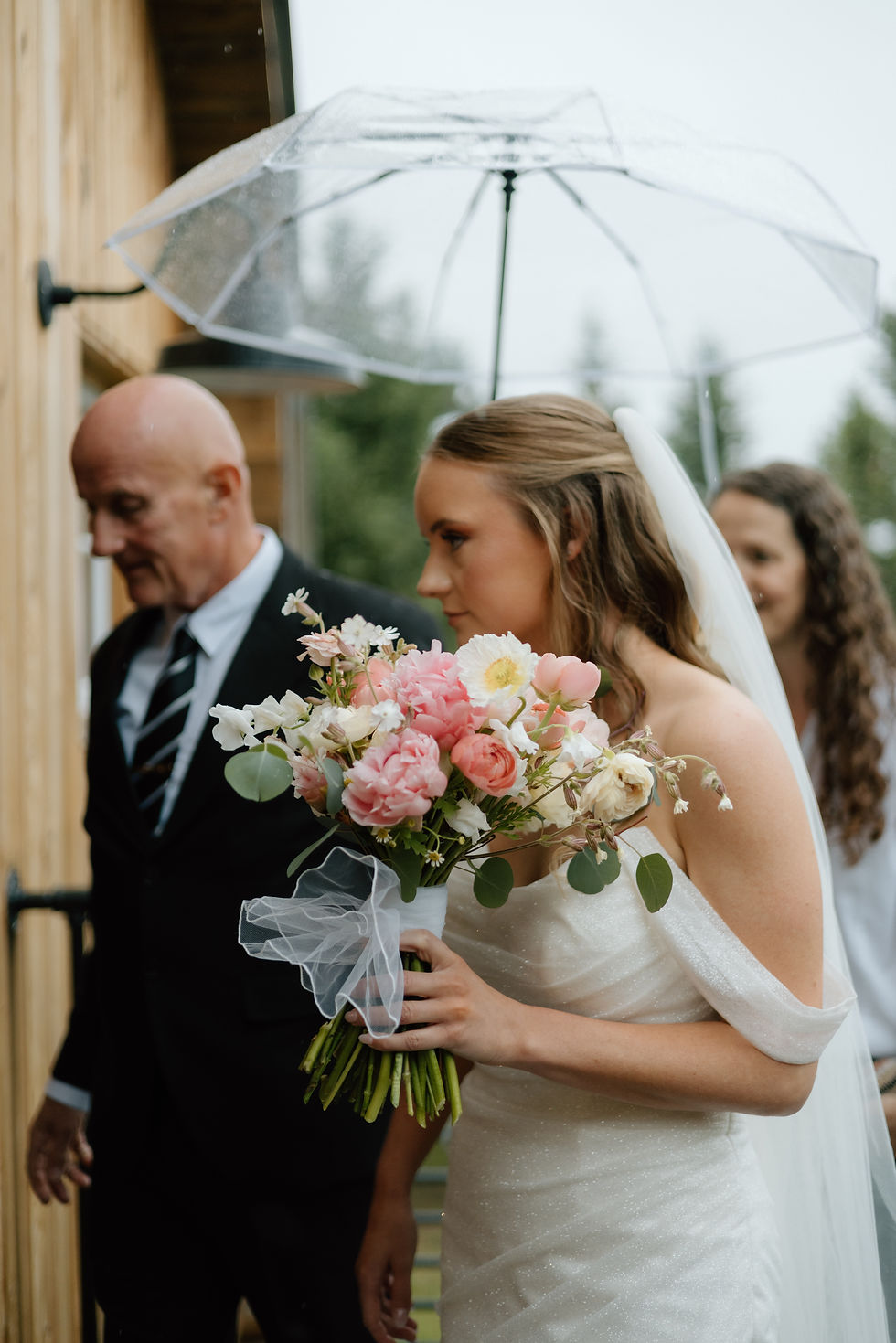 Discover Shalene and Liam’s dreamy Kelowna wedding morning, filled with timeless details, vintage cars, and romantic flatlays. Perfect inspiration for brides seeking elegant, vintage-inspired wedding photography in Kelowna.