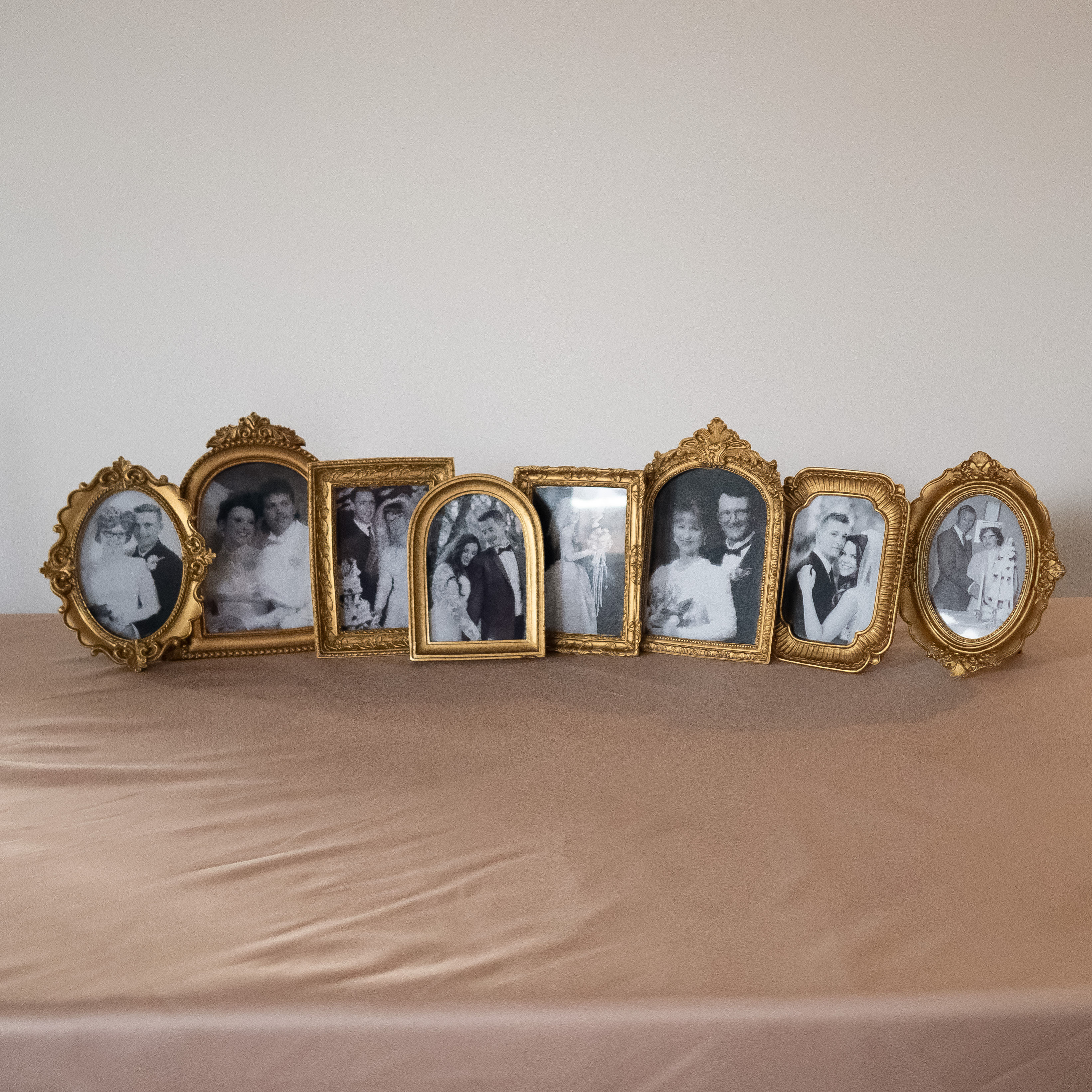 Our vintage gold frames add a timeless and romantic touch to your wedding or event décor.