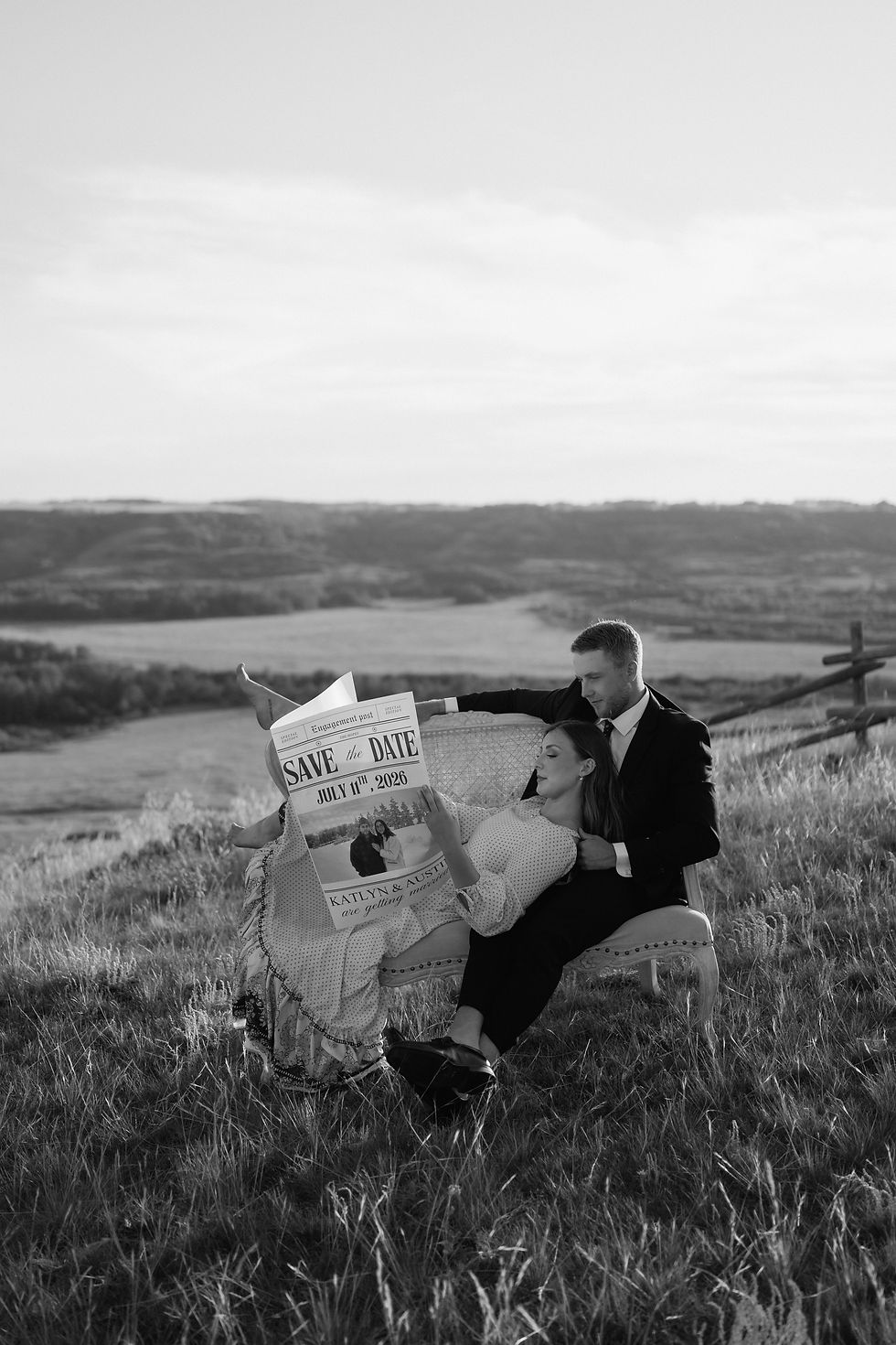Get inspired by this golden-hour countryside engagement session with vintage flair, personalized props, and romantic aesthetics. Captured by Lloydminster photographer Sarah Thorpe.
