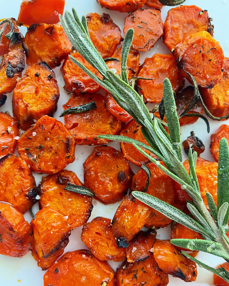 Honey Glazed Rosemary Carrots